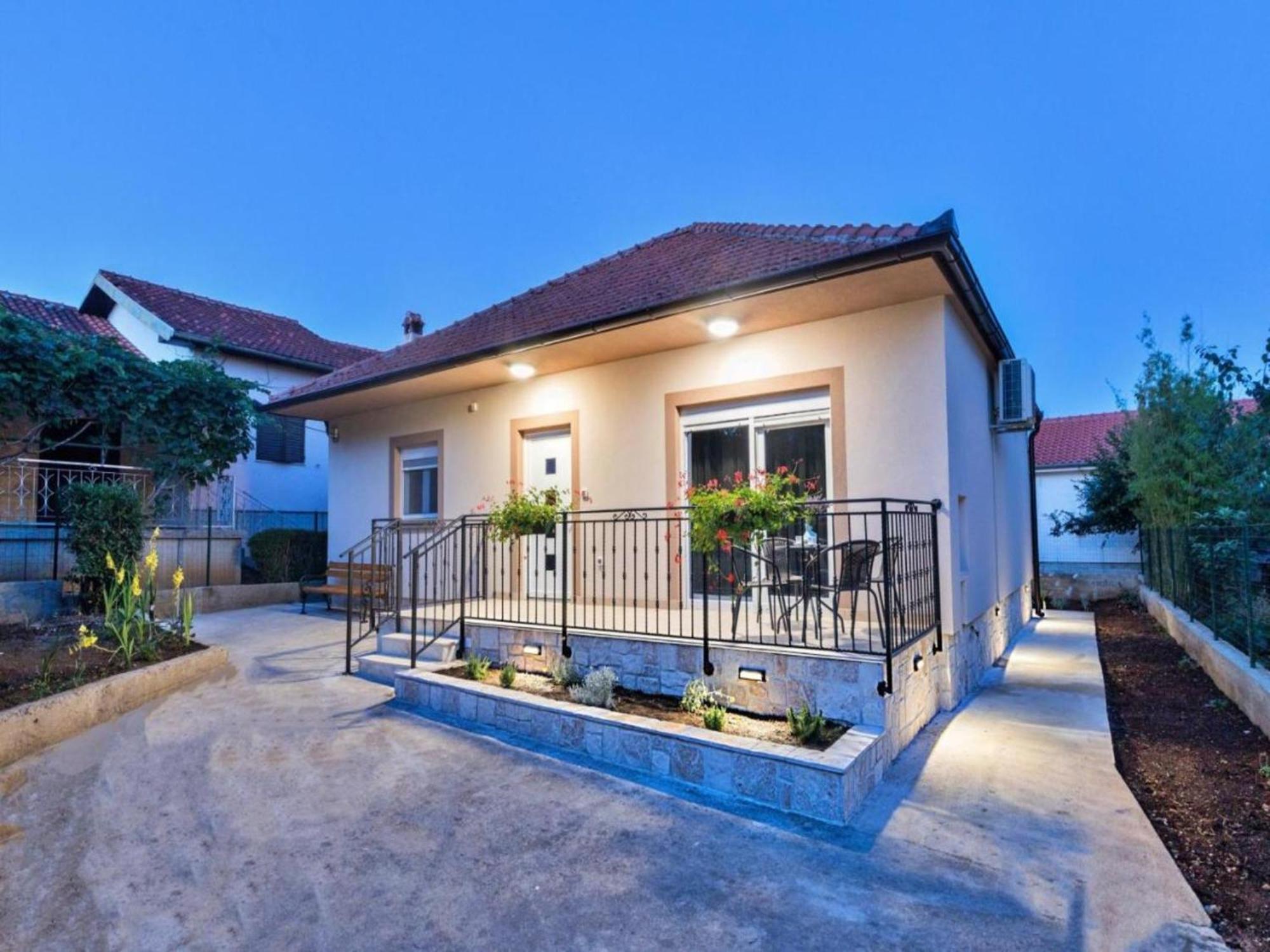 Mihael Holiday House Ζαντάρ Εξωτερικό φωτογραφία